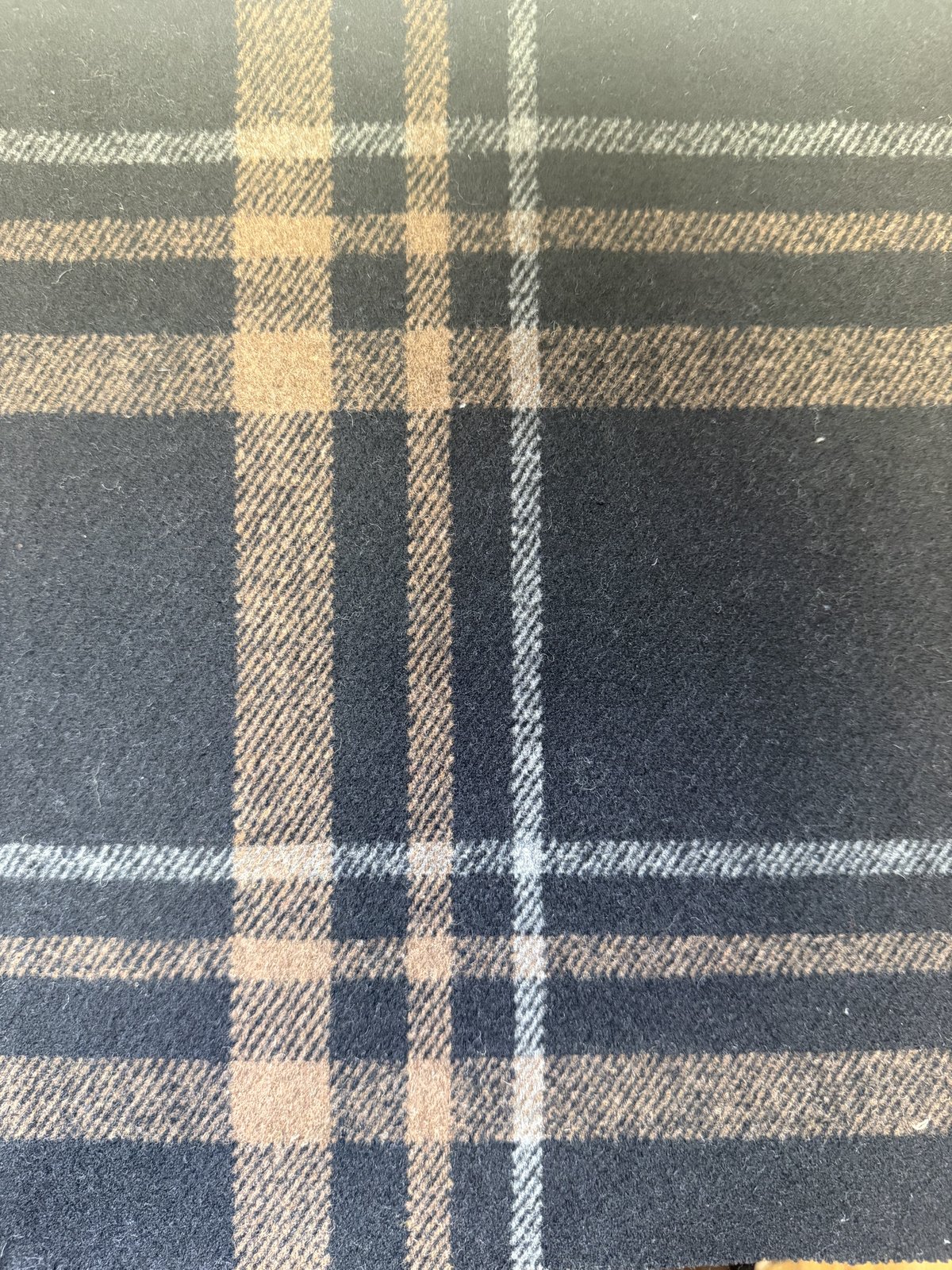 JY24110725 Twill Check (Large) - 100%synthon 640G/M