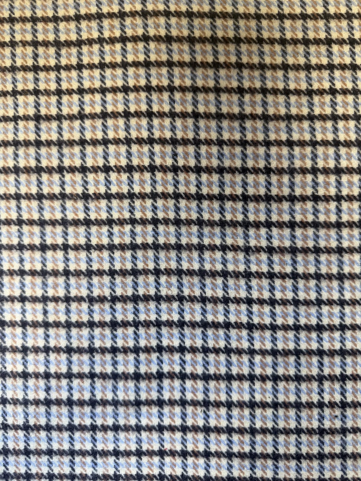 JY25031398 Small Houndstooth - 100%synthon 350GSM
